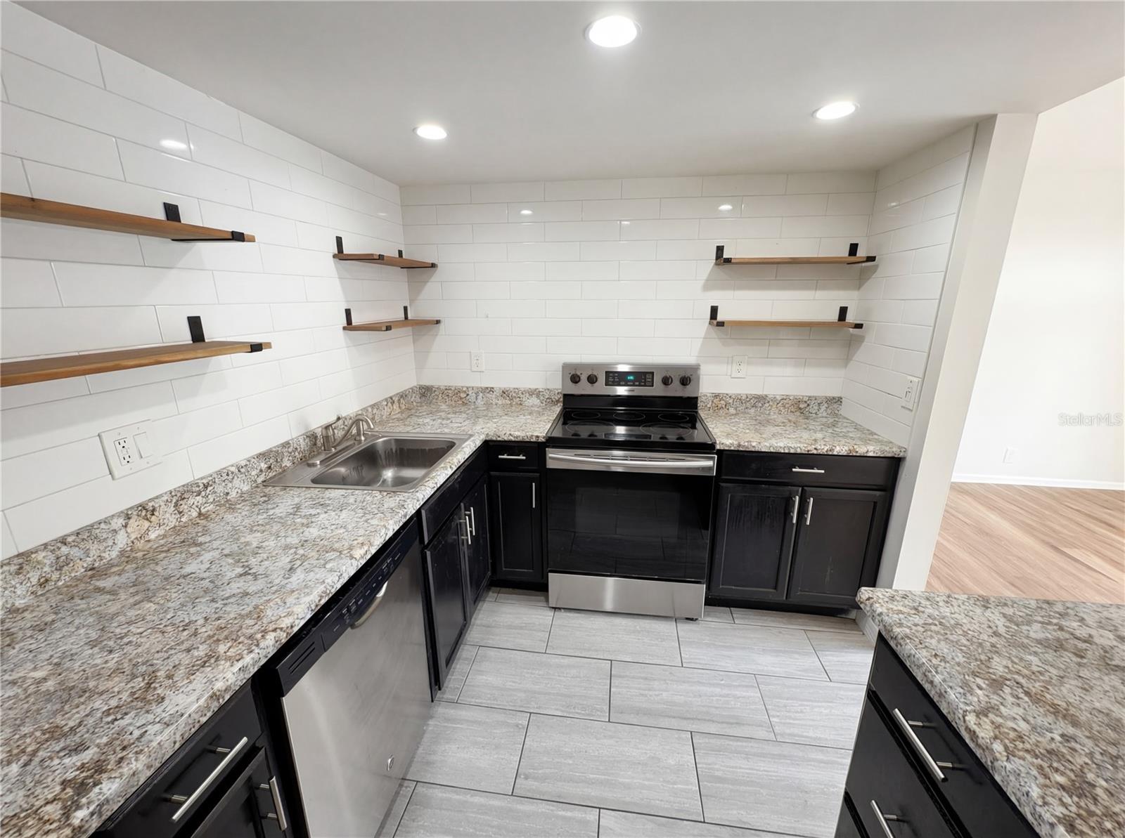 Image 8 of 24 For 240 Moree Loop 3