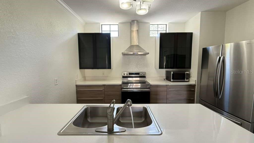 Image 15 of 56 For 6133 Metrowest Boulevard 105