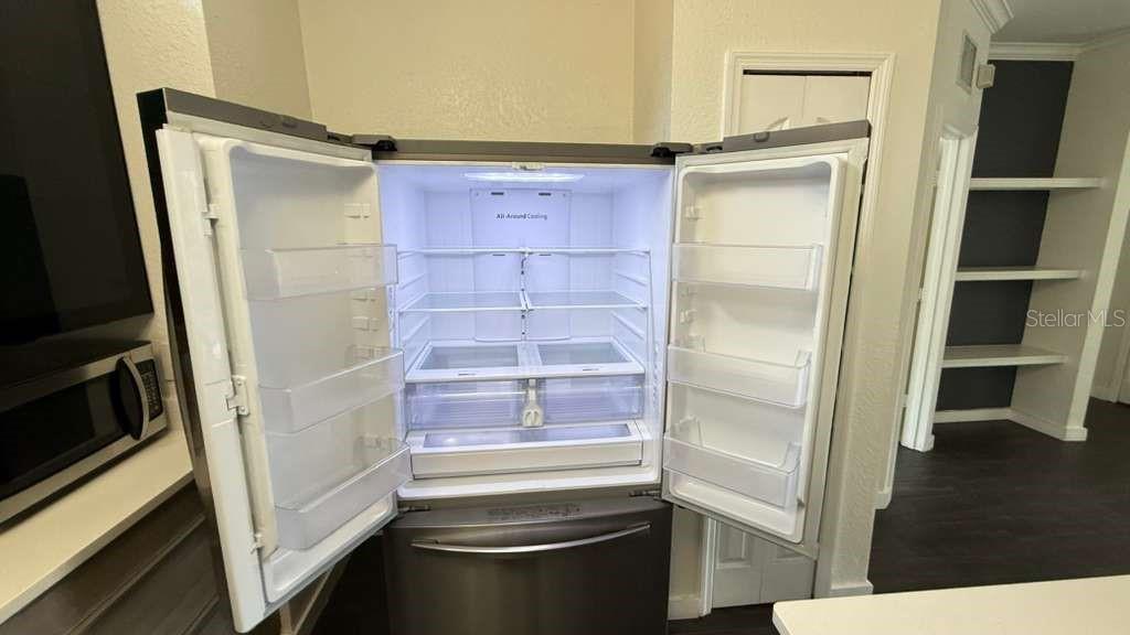 Image 21 of 56 For 6133 Metrowest Boulevard 105