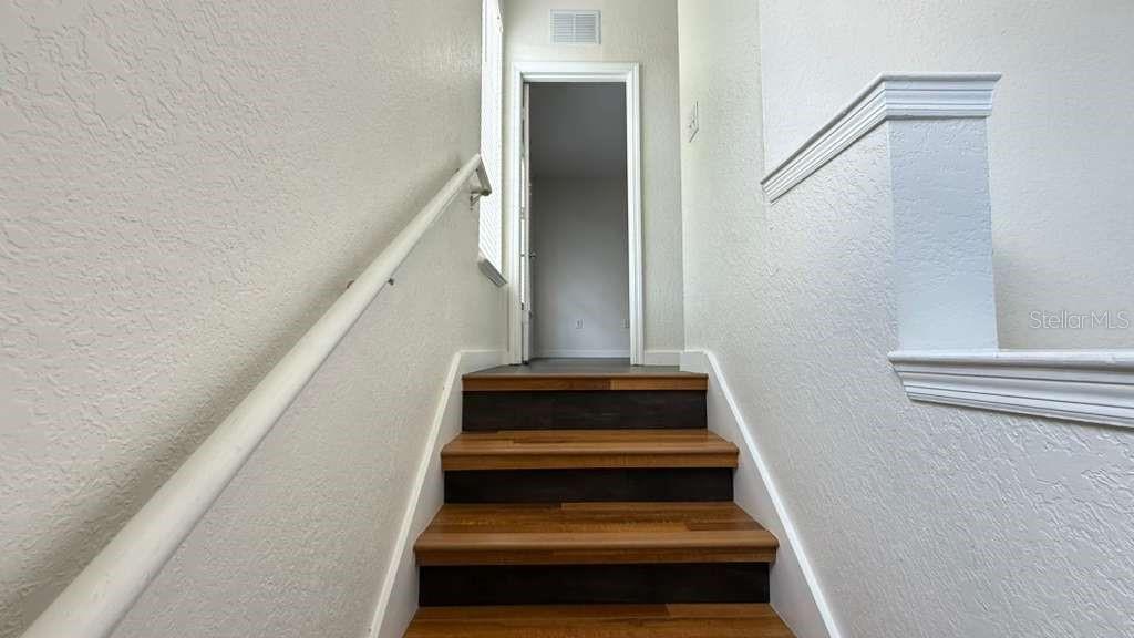 Image 27 of 56 For 6133 Metrowest Boulevard 105