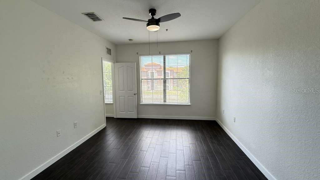 Image 40 of 56 For 6133 Metrowest Boulevard 105