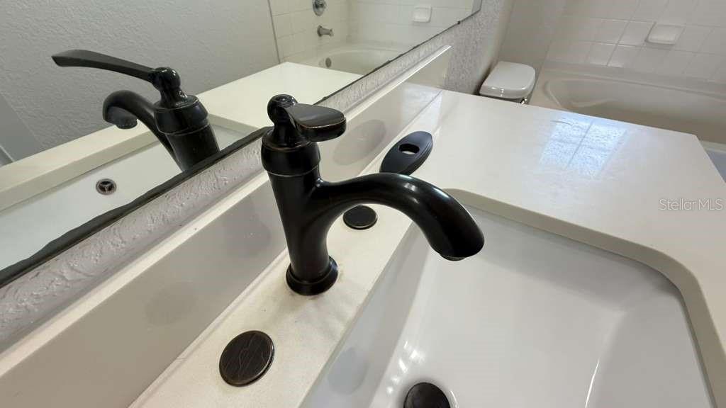 Image 44 of 56 For 6133 Metrowest Boulevard 105