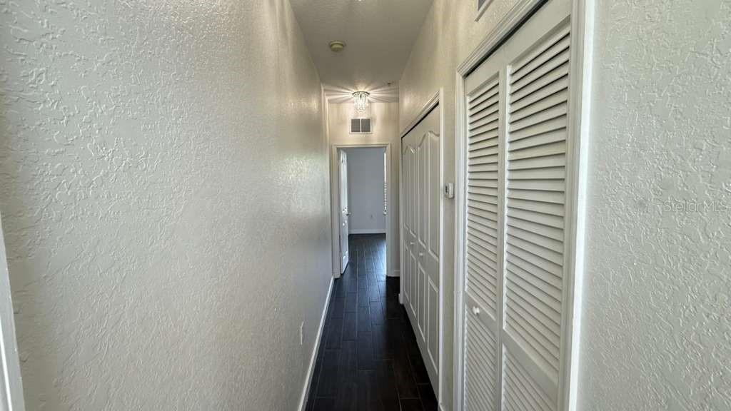 Image 45 of 56 For 6133 Metrowest Boulevard 105