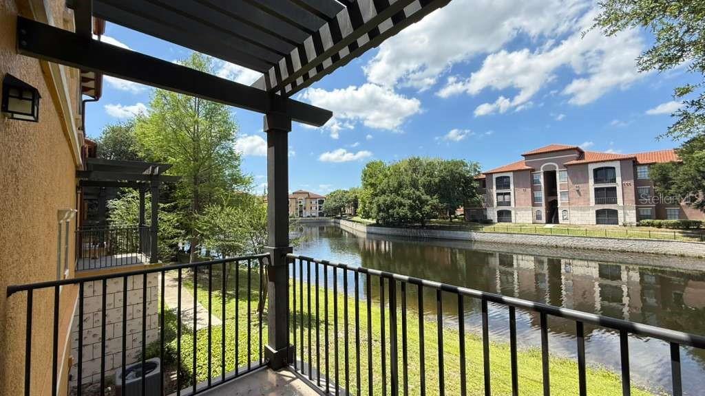 Image 7 of 56 For 6133 Metrowest Boulevard 105