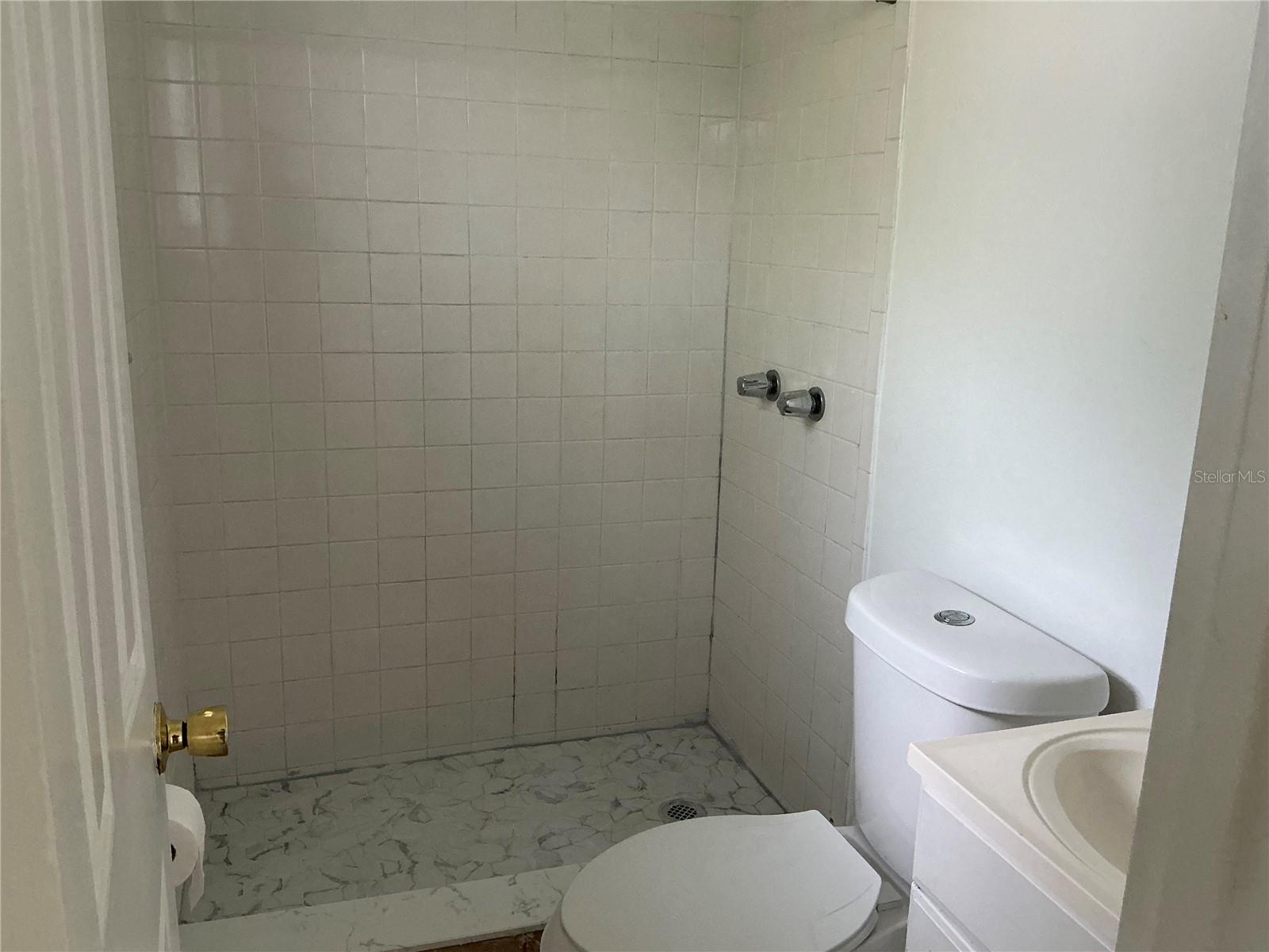 Image 14 of 21 For 5132 Elese Street