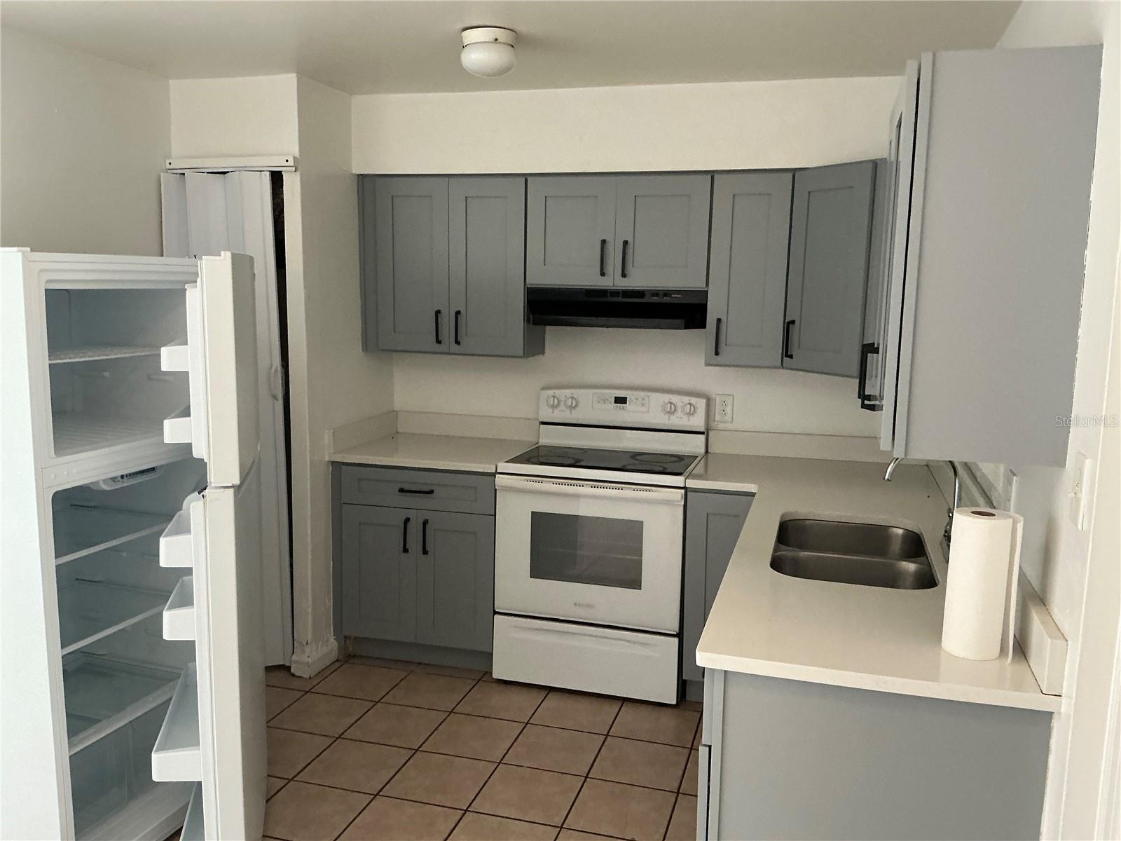 Image 7 of 21 For 5132 Elese Street