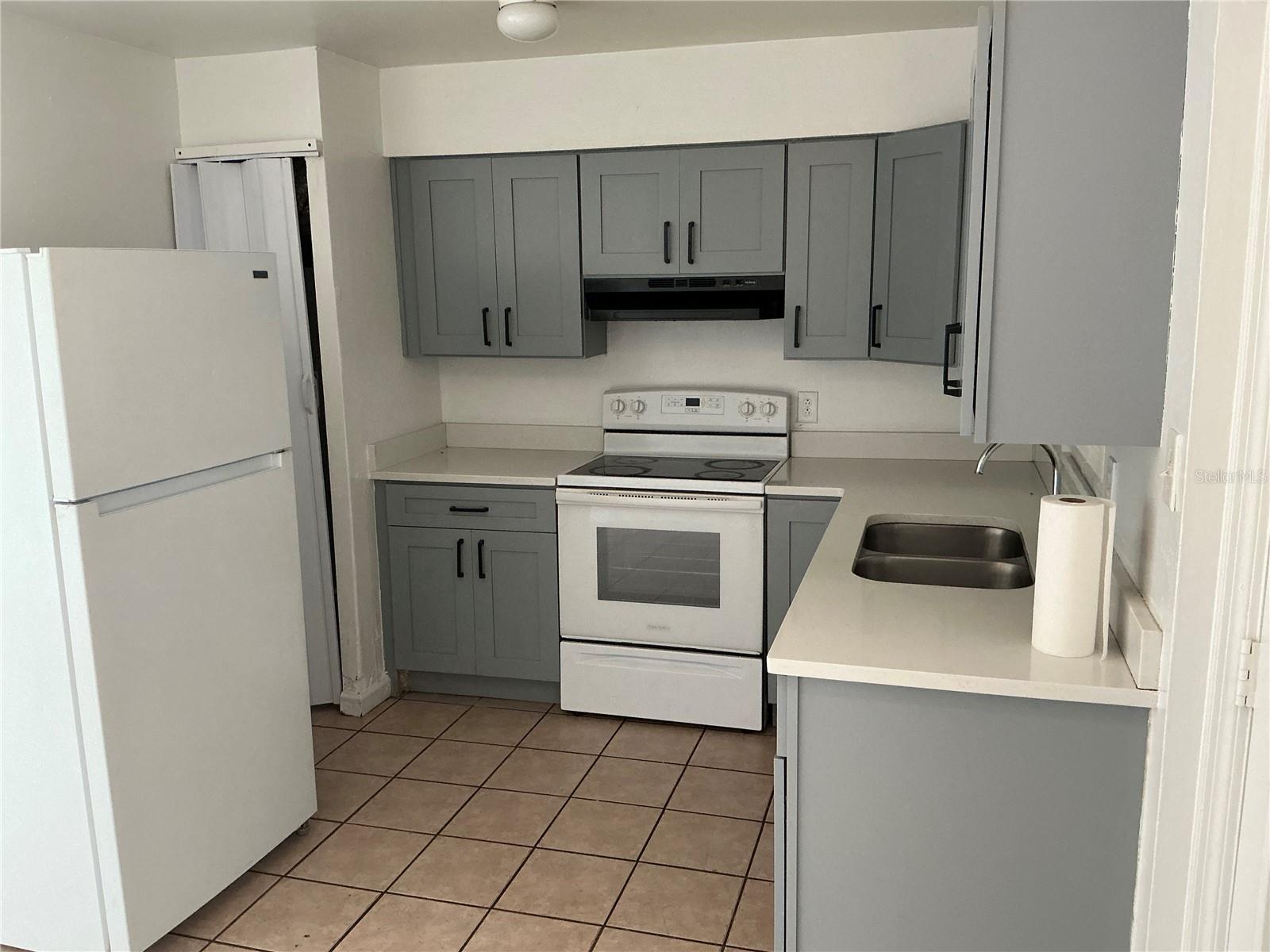 Image 8 of 21 For 5132 Elese Street