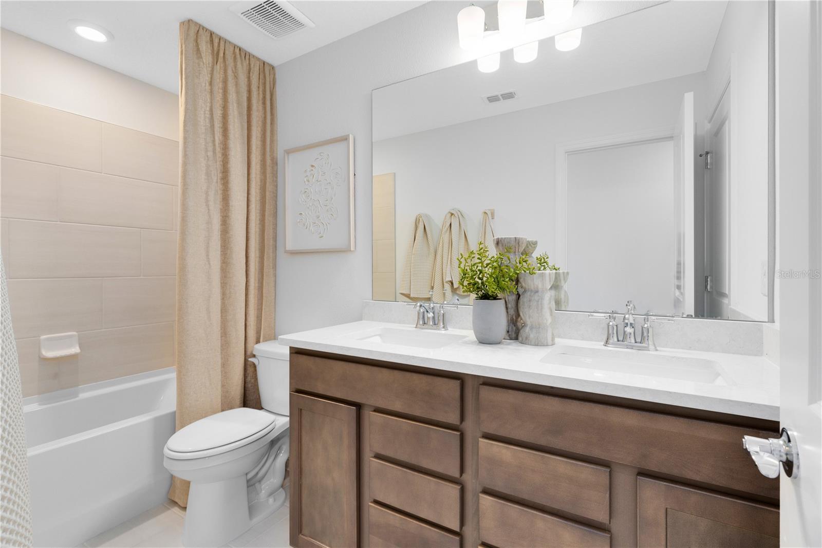 Image 23 of 25 For 10670 Evening Star Street