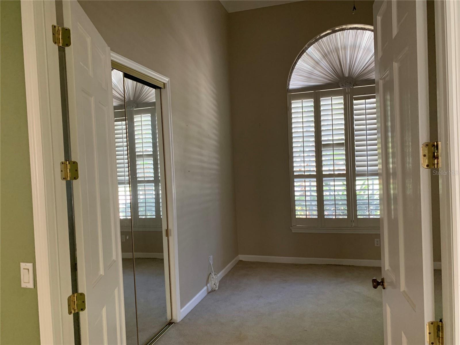 Image 27 of 45 For 103 Red Sky Court