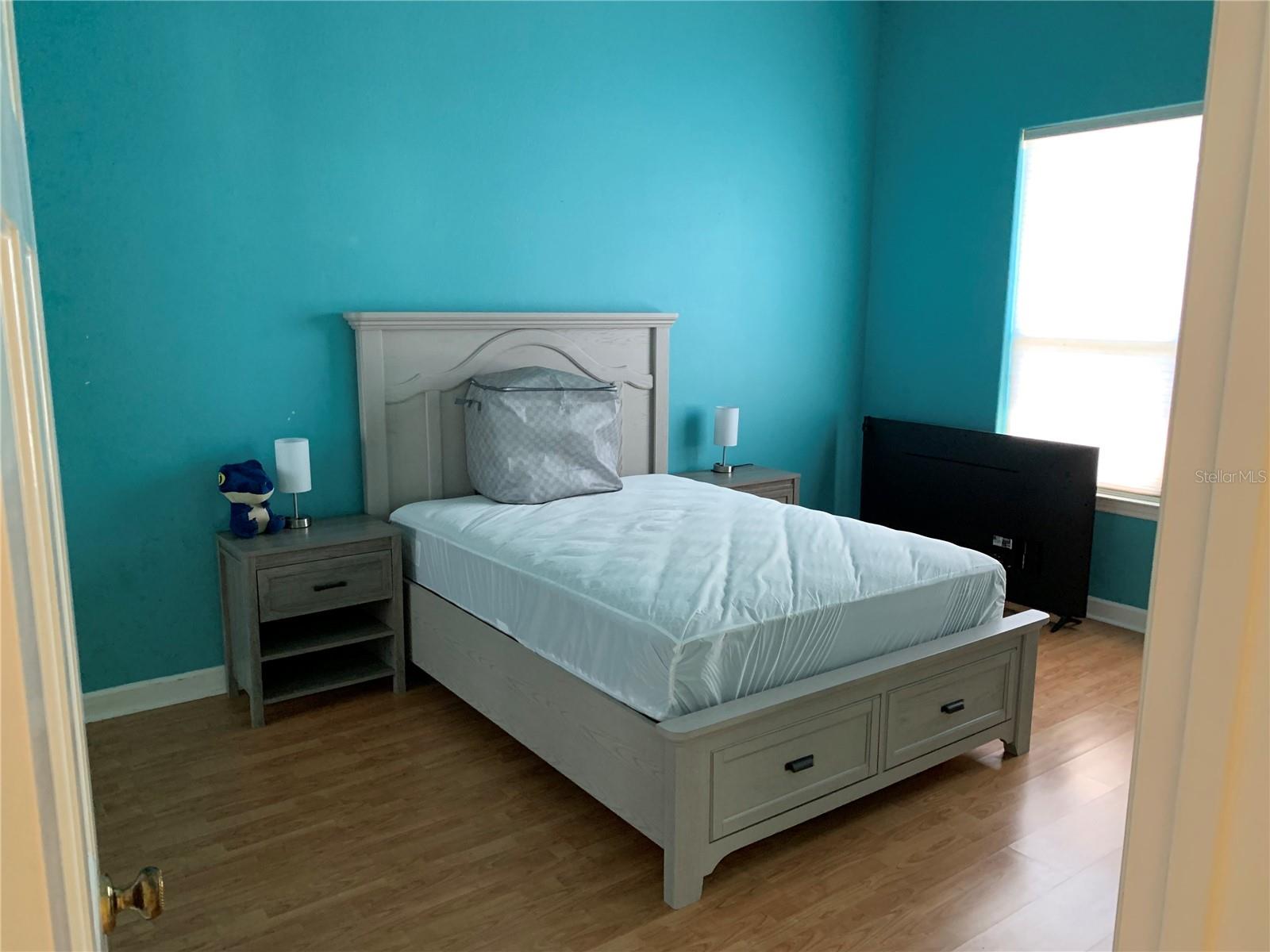 Image 29 of 45 For 103 Red Sky Court