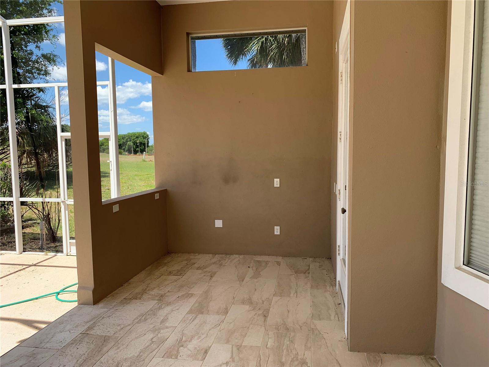 Image 39 of 45 For 103 Red Sky Court