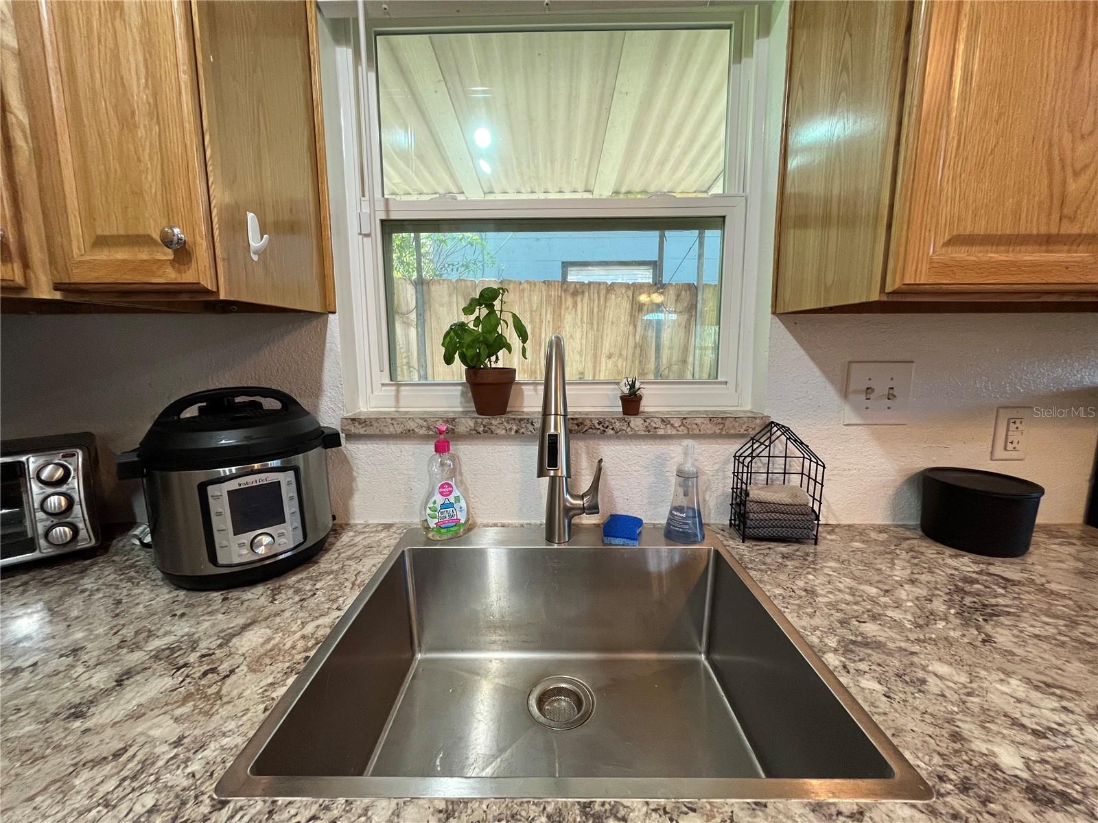 Image 18 of 43 For 1816 Weeks Avenue