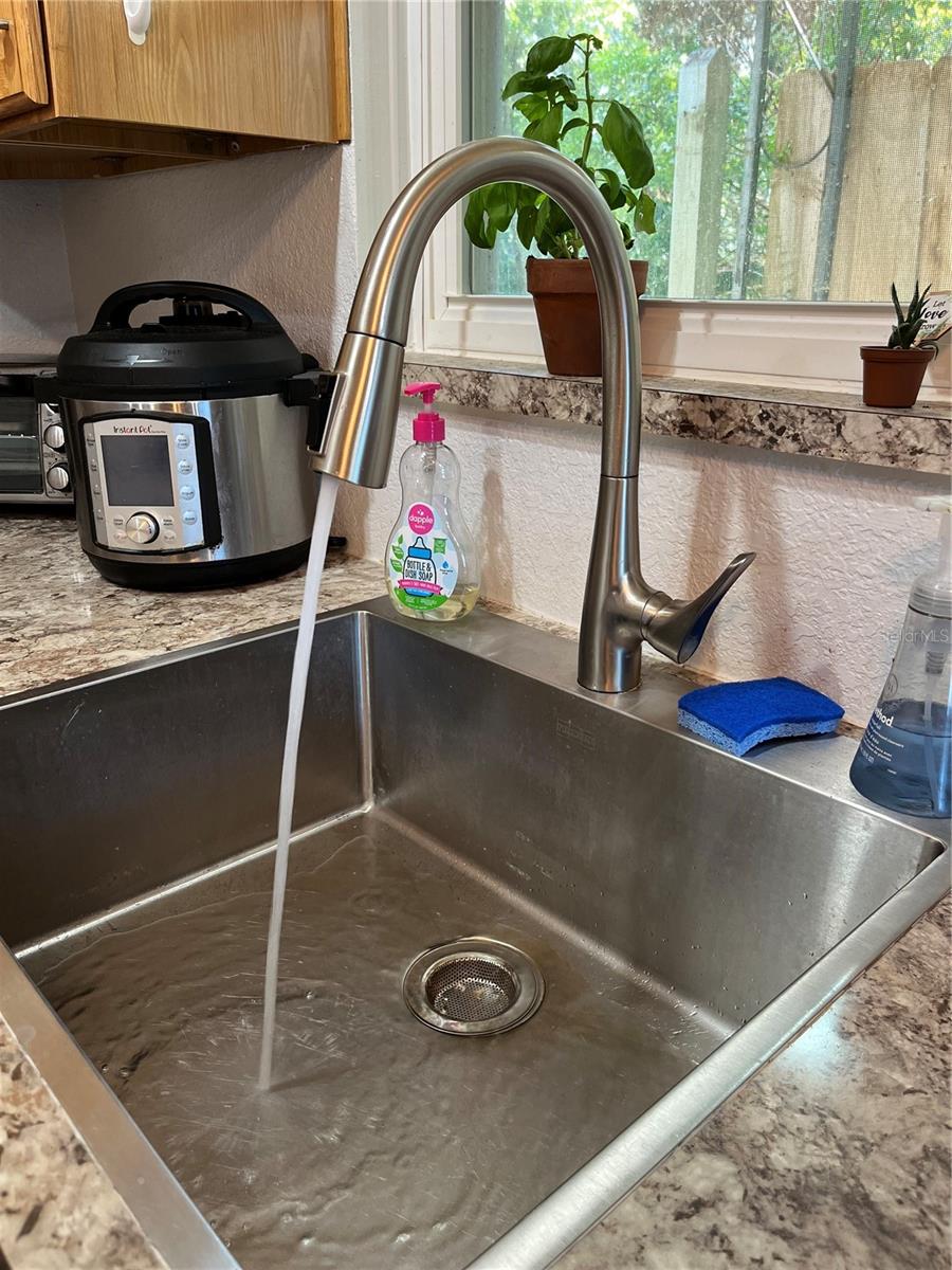 Image 19 of 43 For 1816 Weeks Avenue