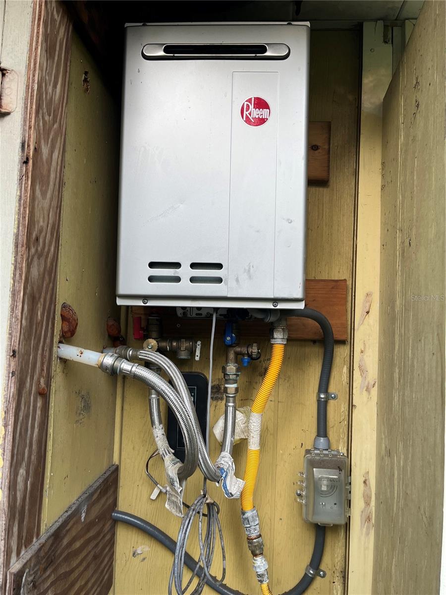 Image 43 of 43 For 1816 Weeks Avenue