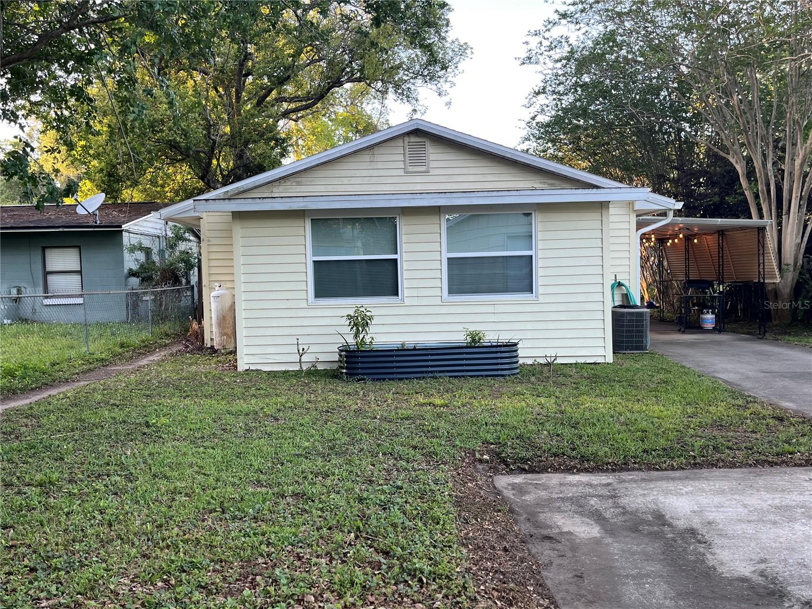 Image 9 of 43 For 1816 Weeks Avenue