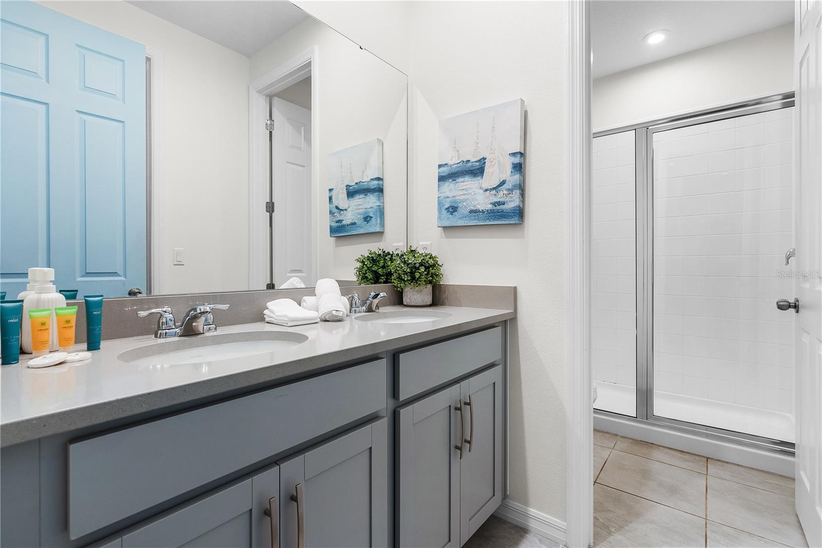 Image 28 of 50 For 8915 Tropical Haven Court