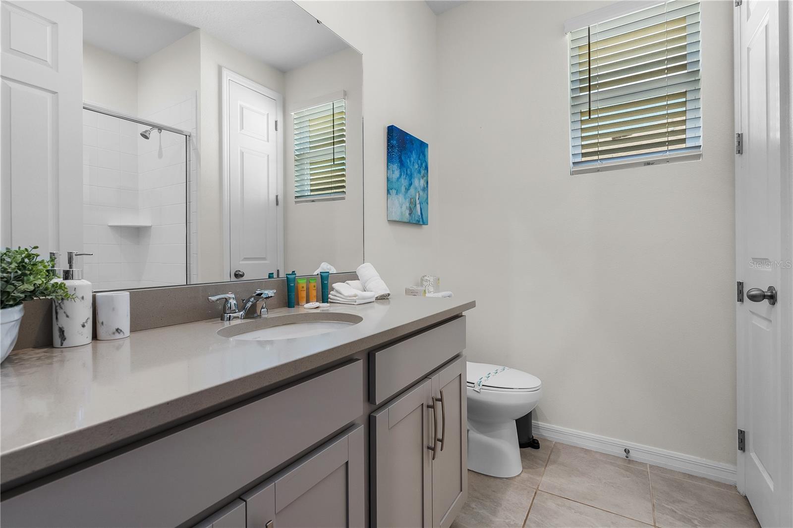 Image 34 of 50 For 8915 Tropical Haven Court