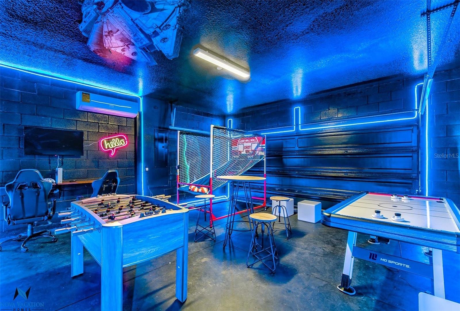 Image 45 of 50 For 8915 Tropical Haven Court