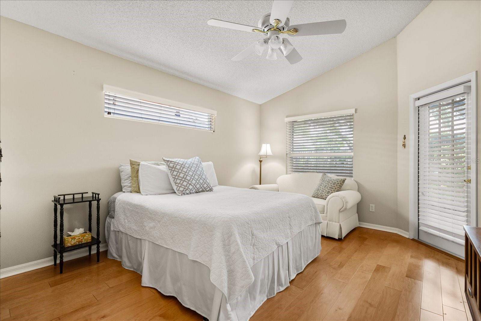 Image 13 of 37 For 2531 Walnut Heights Road