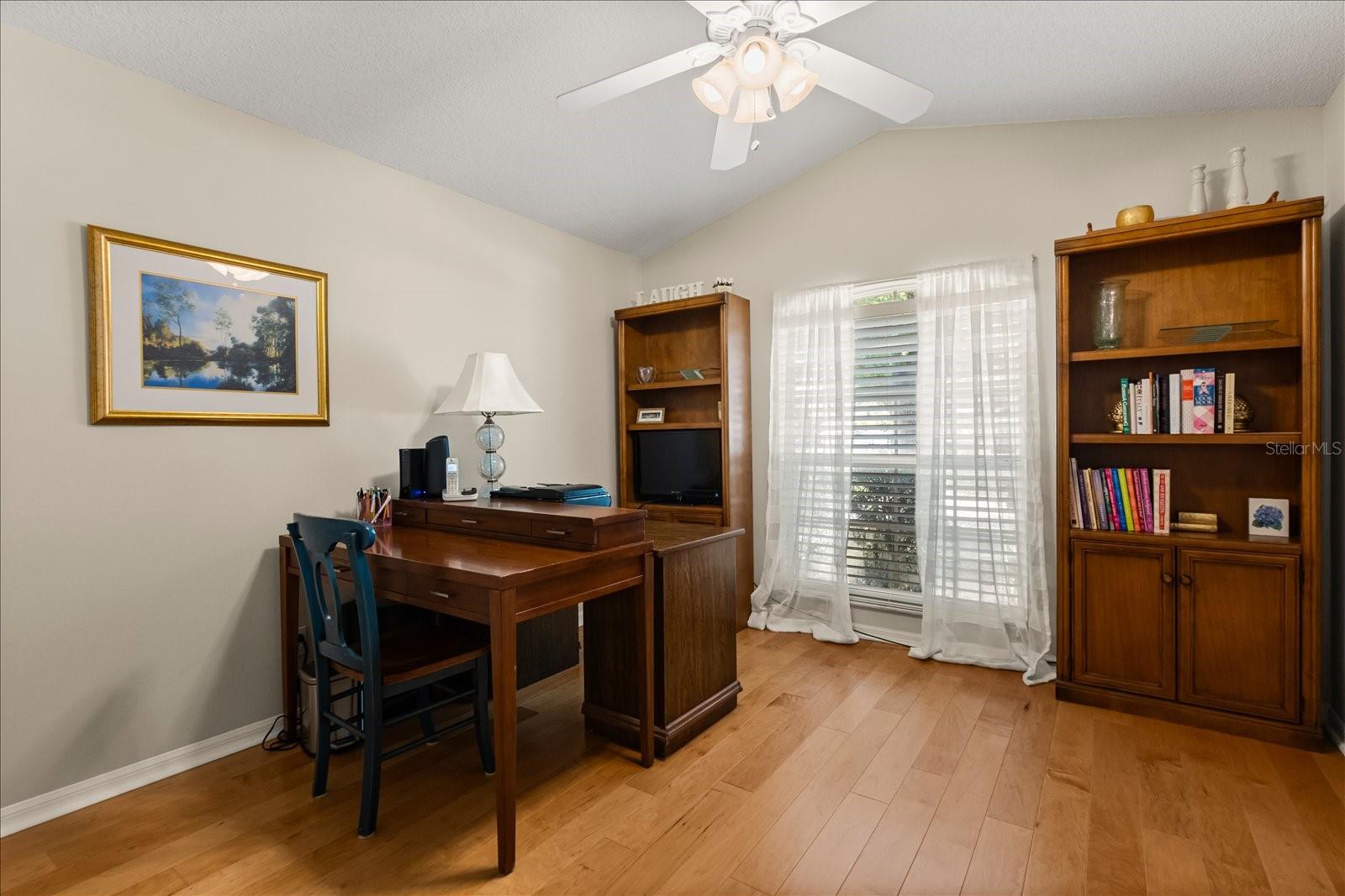 Image 20 of 37 For 2531 Walnut Heights Road