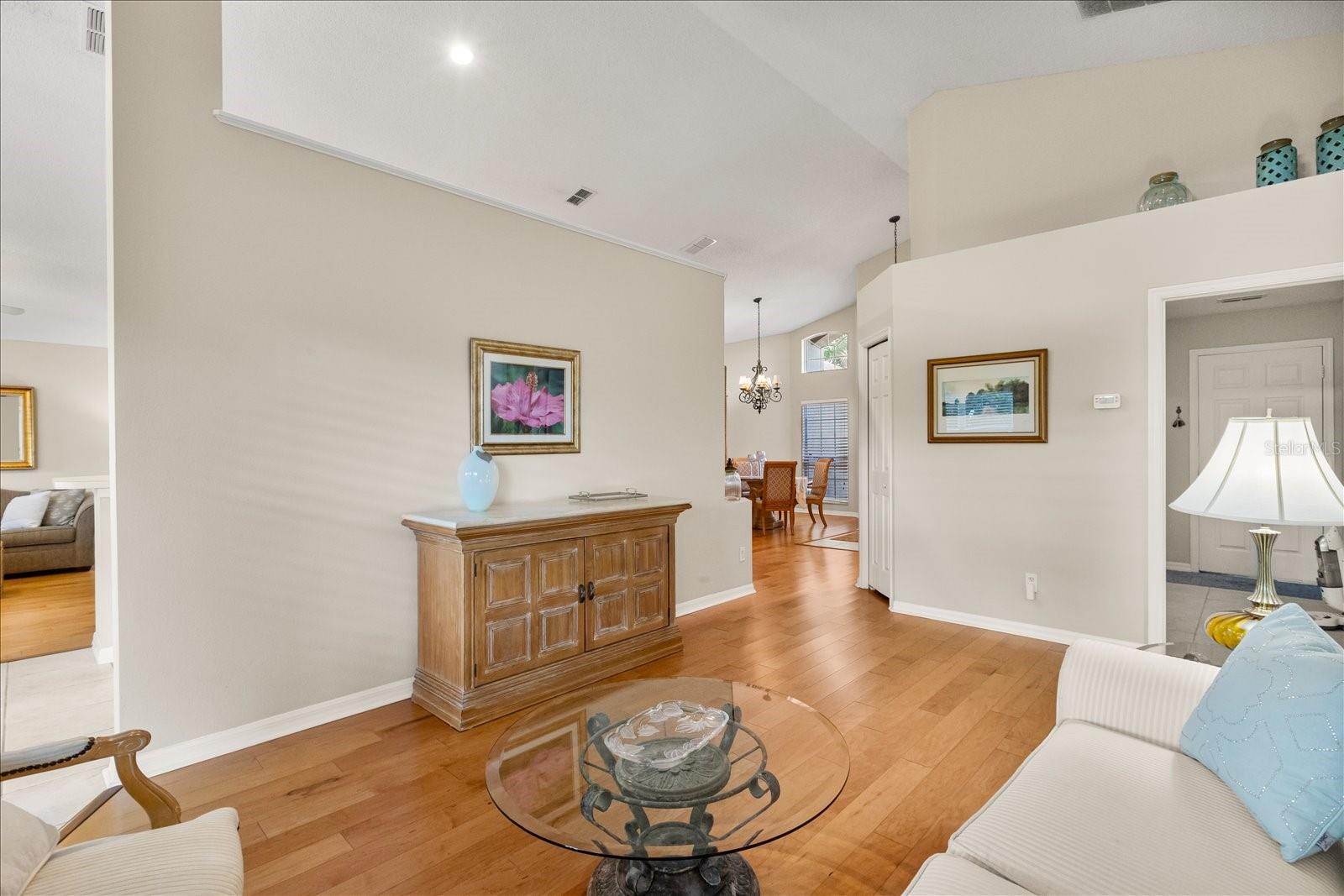 Image 4 of 37 For 2531 Walnut Heights Road