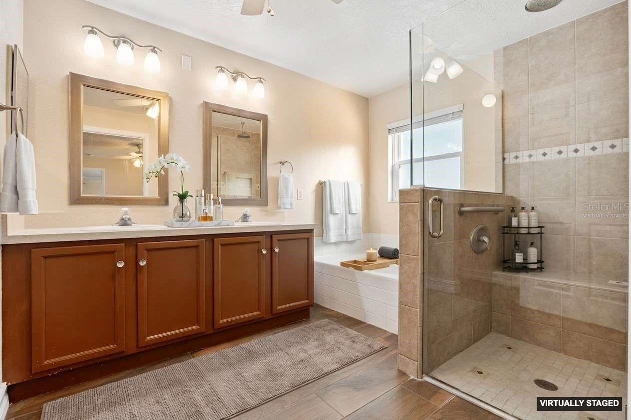 Image 13 of 37 For 884 Belhaven Drive