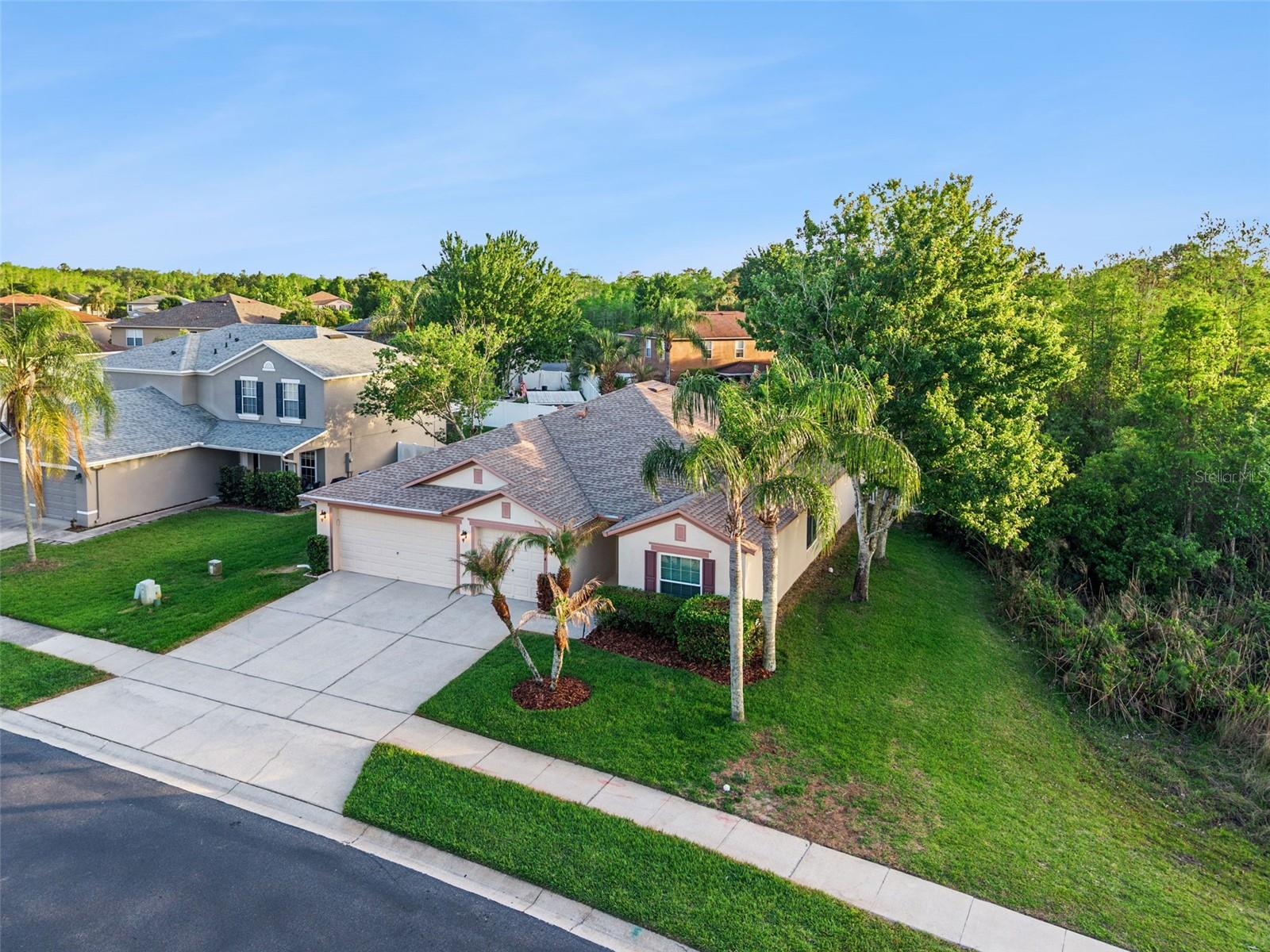 Image 3 of 37 For 884 Belhaven Drive