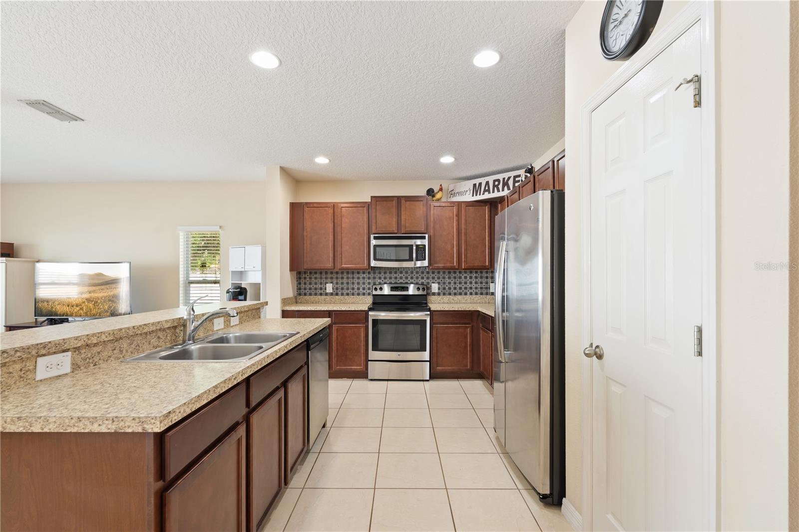 Image 6 of 32 For 222 Bella Way