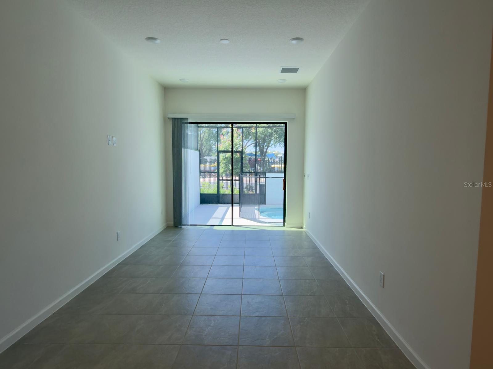 Image 8 of 29 For 10592 Ebb Tide Lane