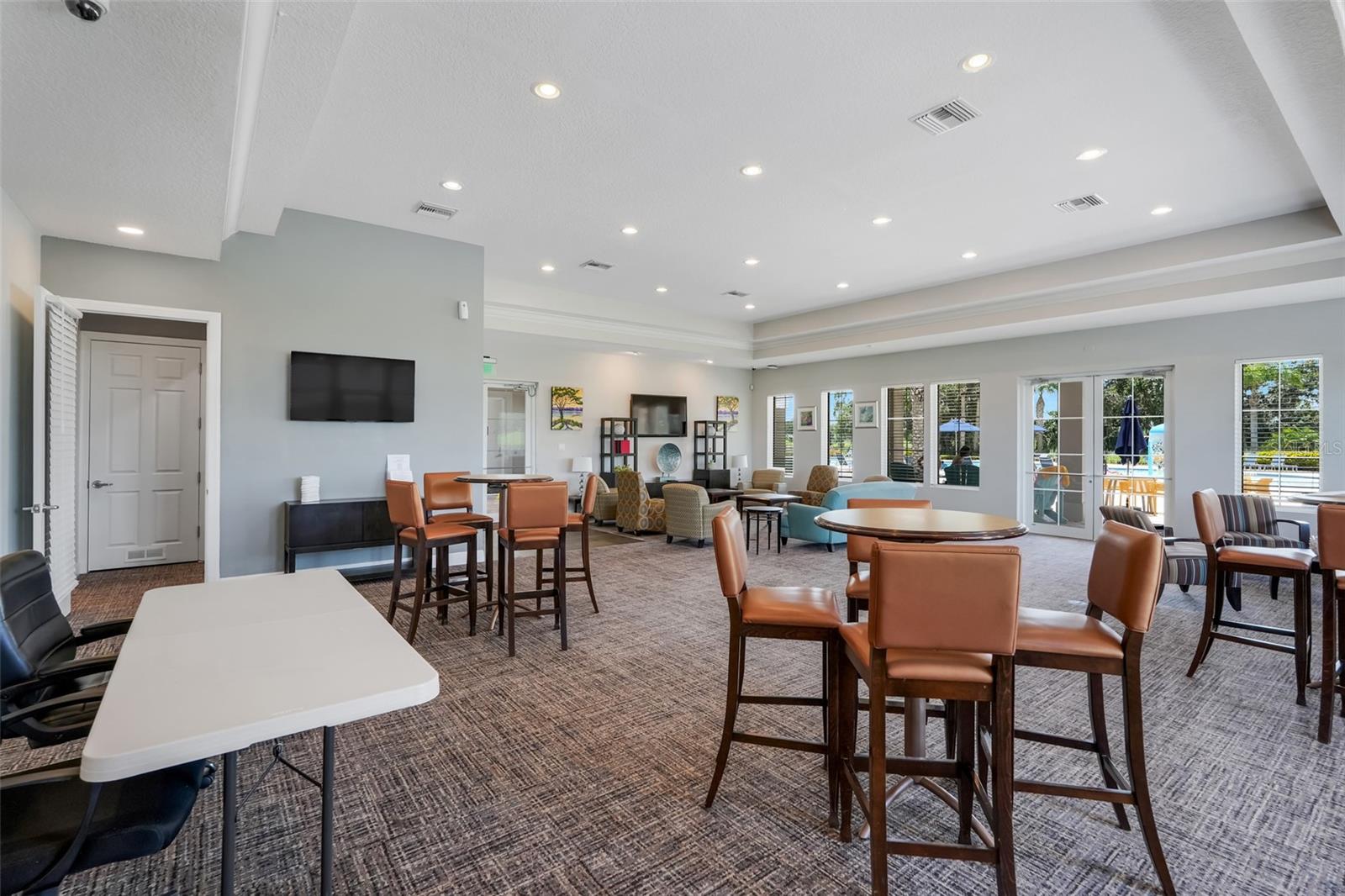 Image 39 of 44 For 8170 Bluejack Oak Drive