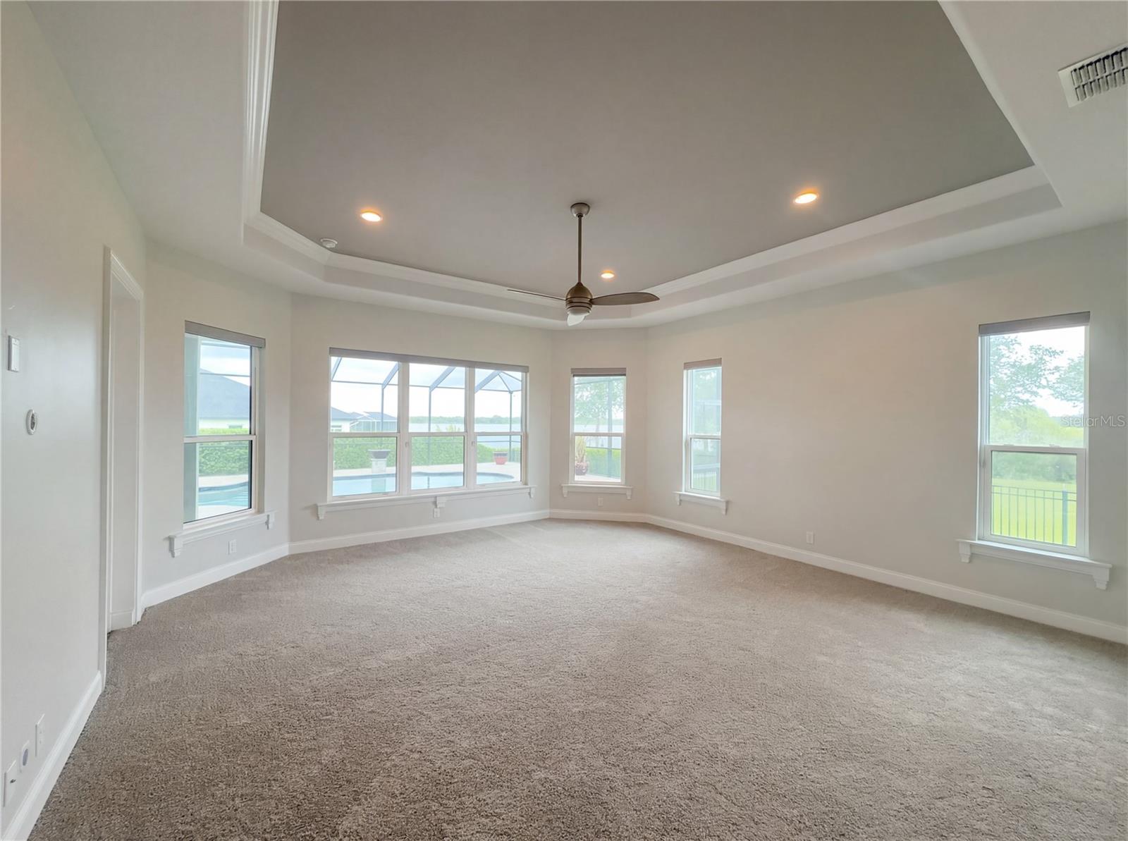 Image 15 of 30 For 4921 Deckside Loop