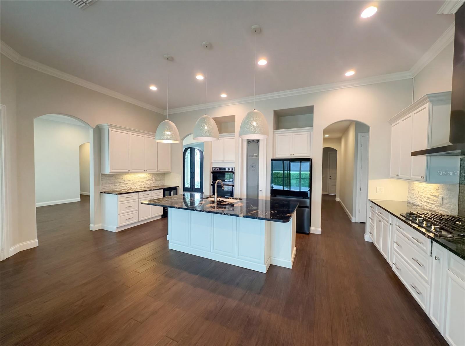 Image 4 of 30 For 4921 Deckside Loop