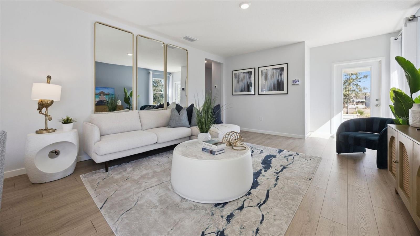 Image 4 of 17 For 1022 Commons Way