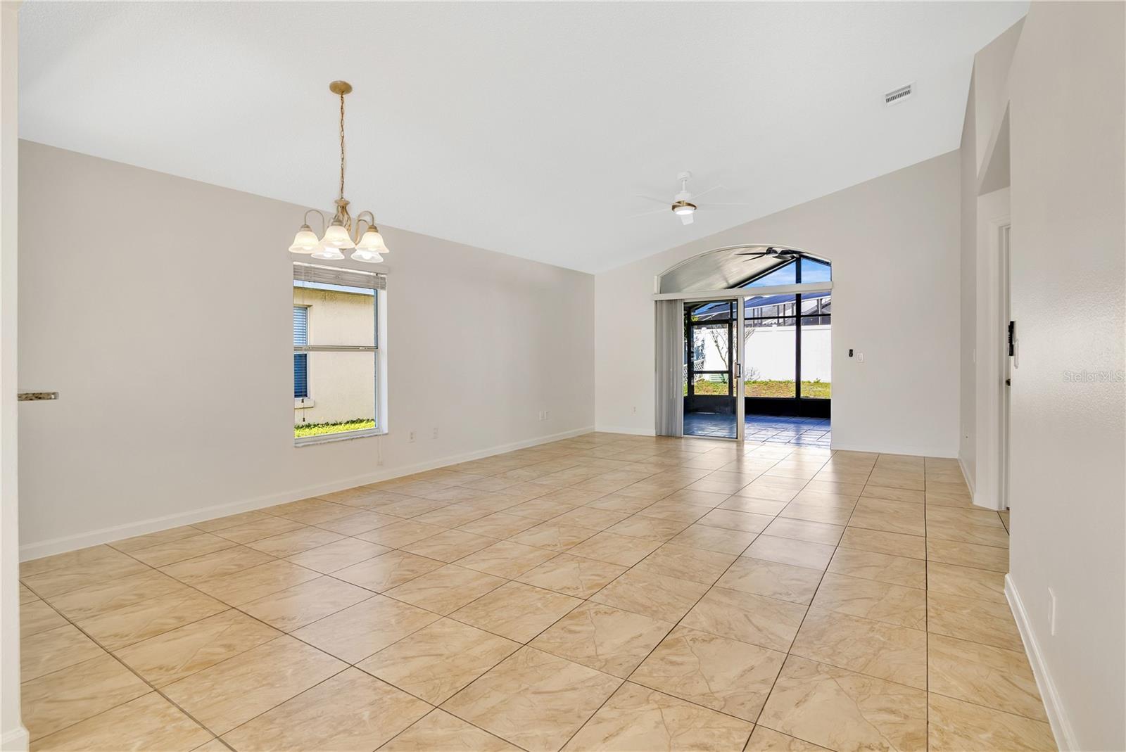 Image 3 of 24 For 1538 Avleigh Circle