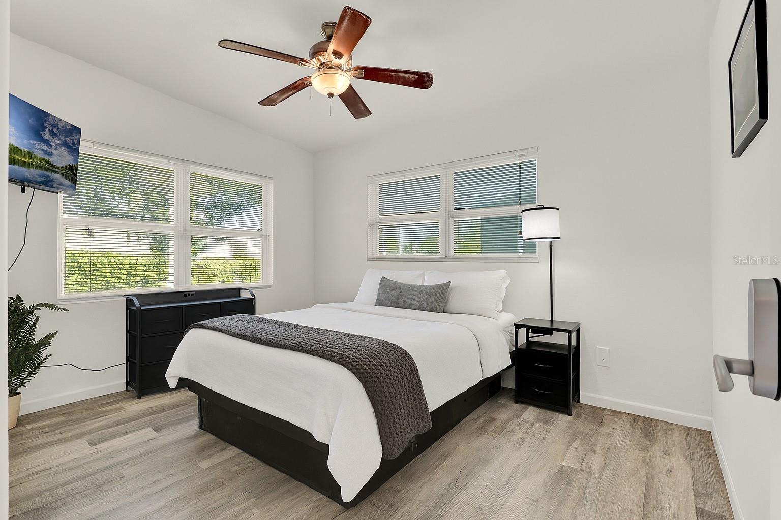 Image 12 of 16 For 417 Tampa Avenue