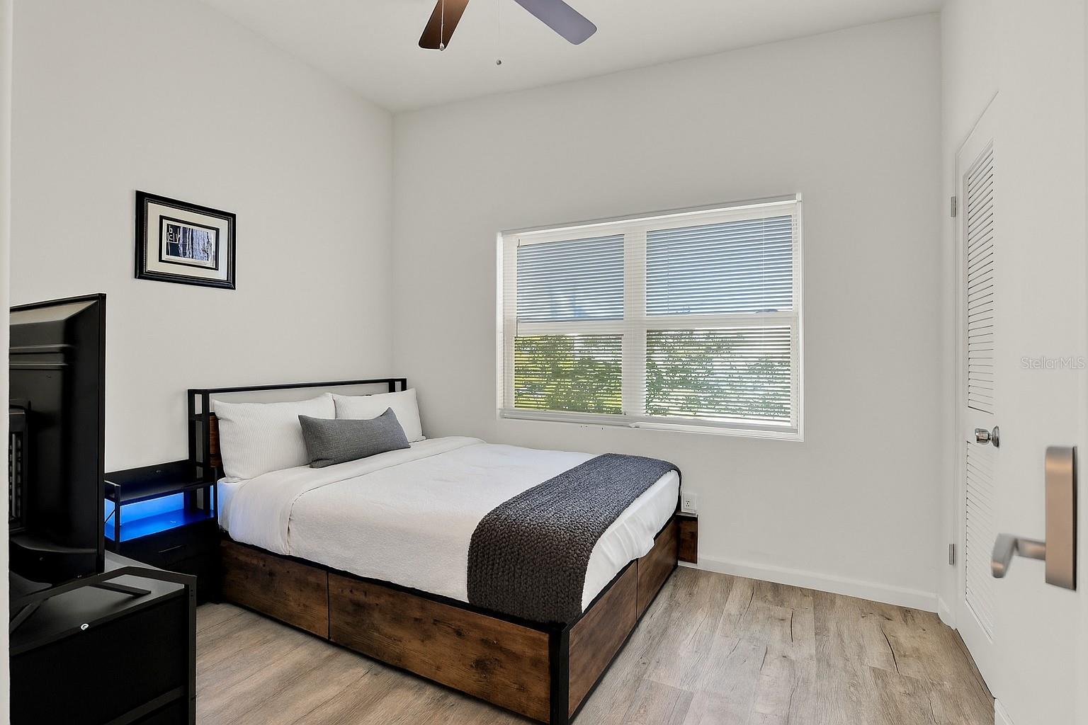 Image 13 of 16 For 417 Tampa Avenue