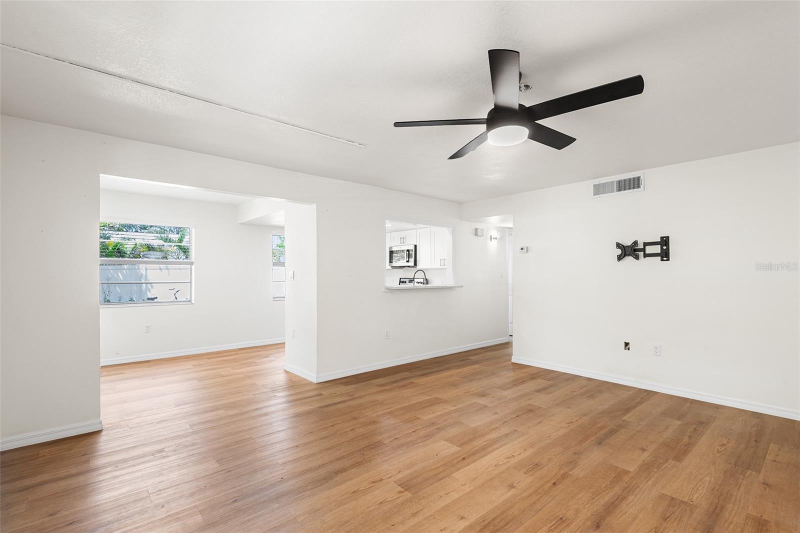 Image 3 of 12 For 2865 51st Street S 5