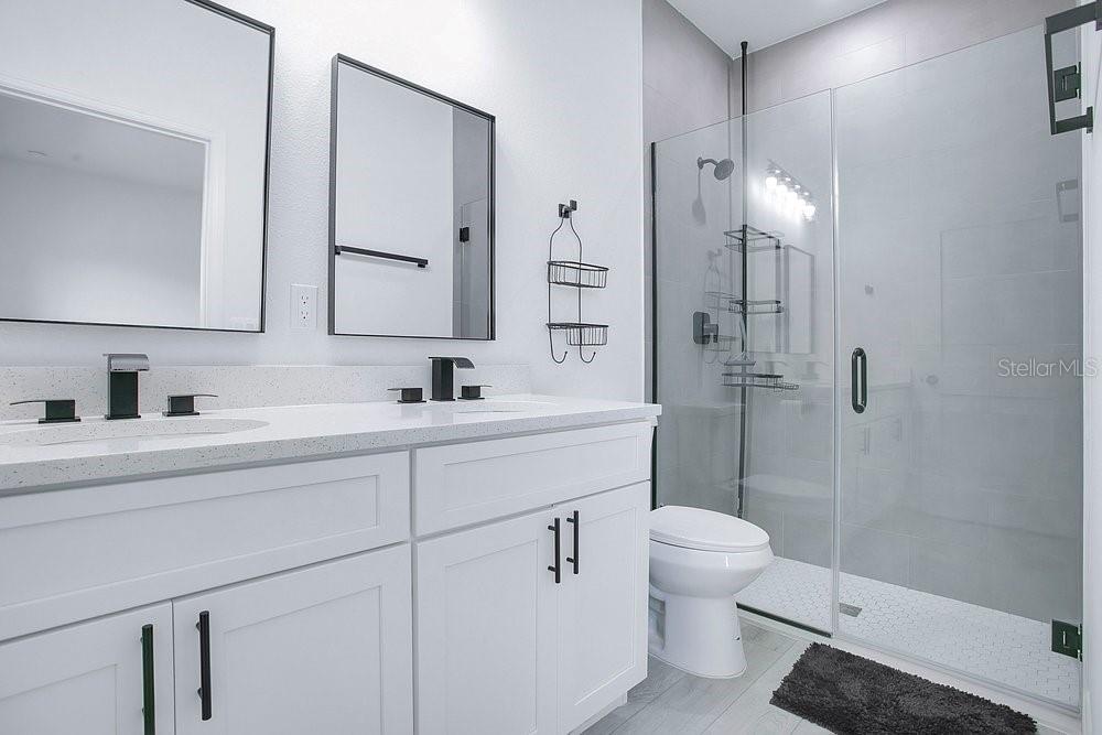 Listing photo id 10 for 16175 24th Court Road