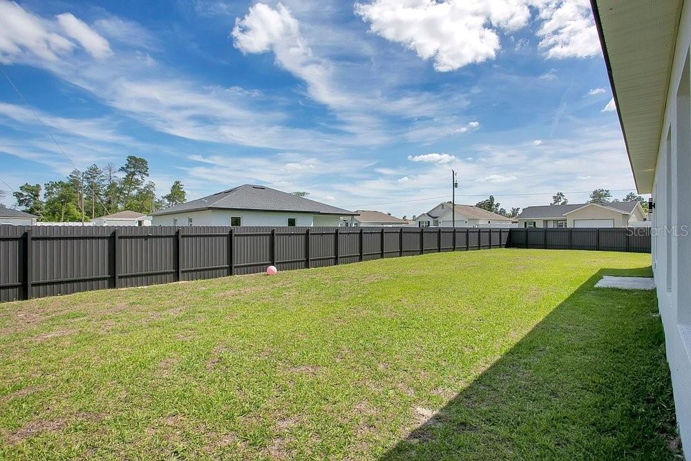 Listing photo id 16 for 16175 24th Court Road