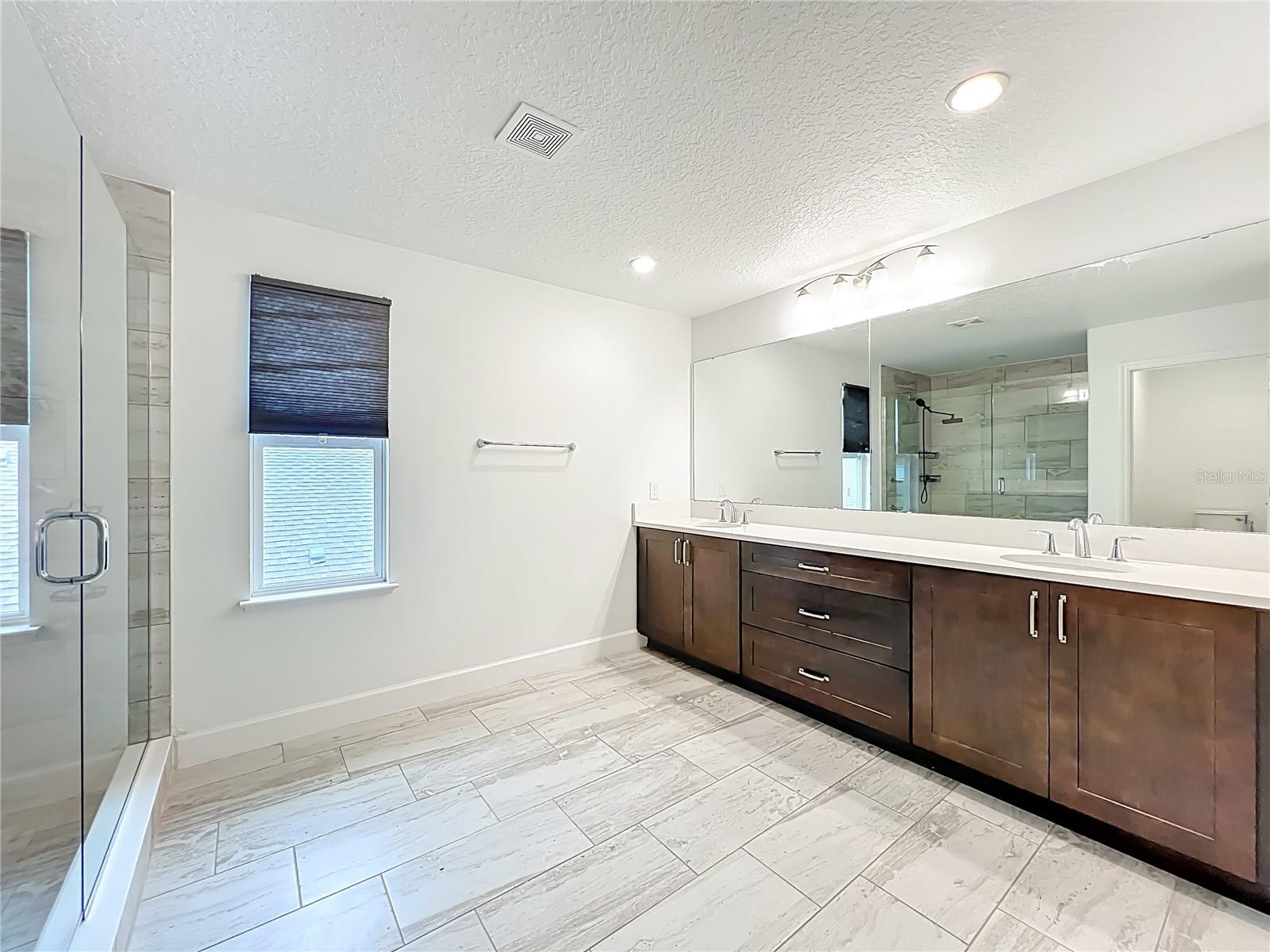 Image 36 of 62 For 3392 Bluff Oak Lane