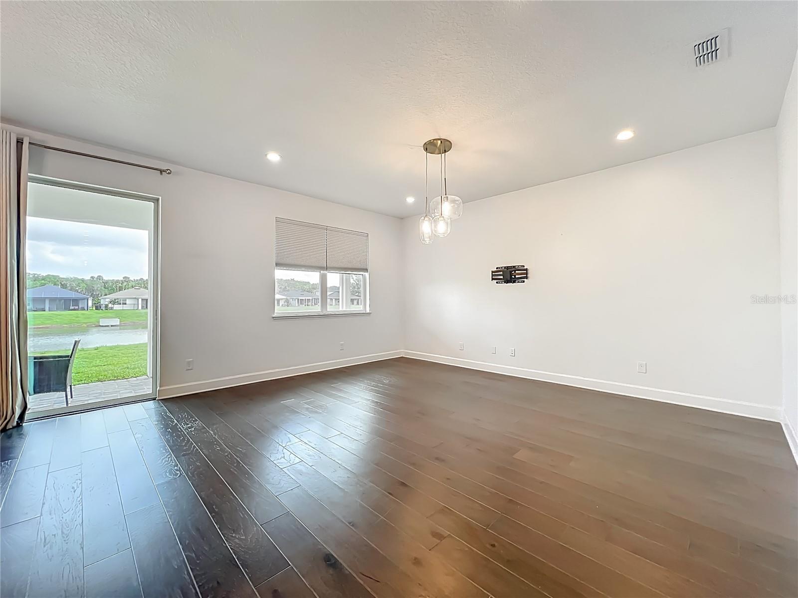 Image 9 of 62 For 3392 Bluff Oak Lane