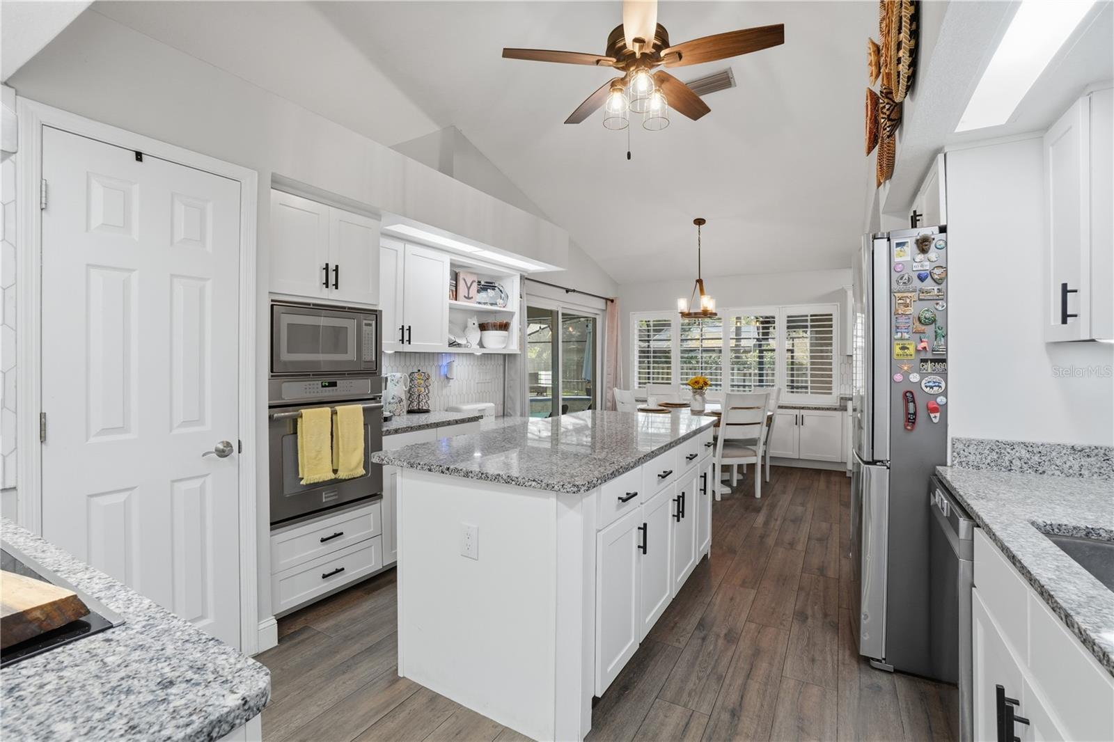 Image 25 of 62 For 684 Olean Court