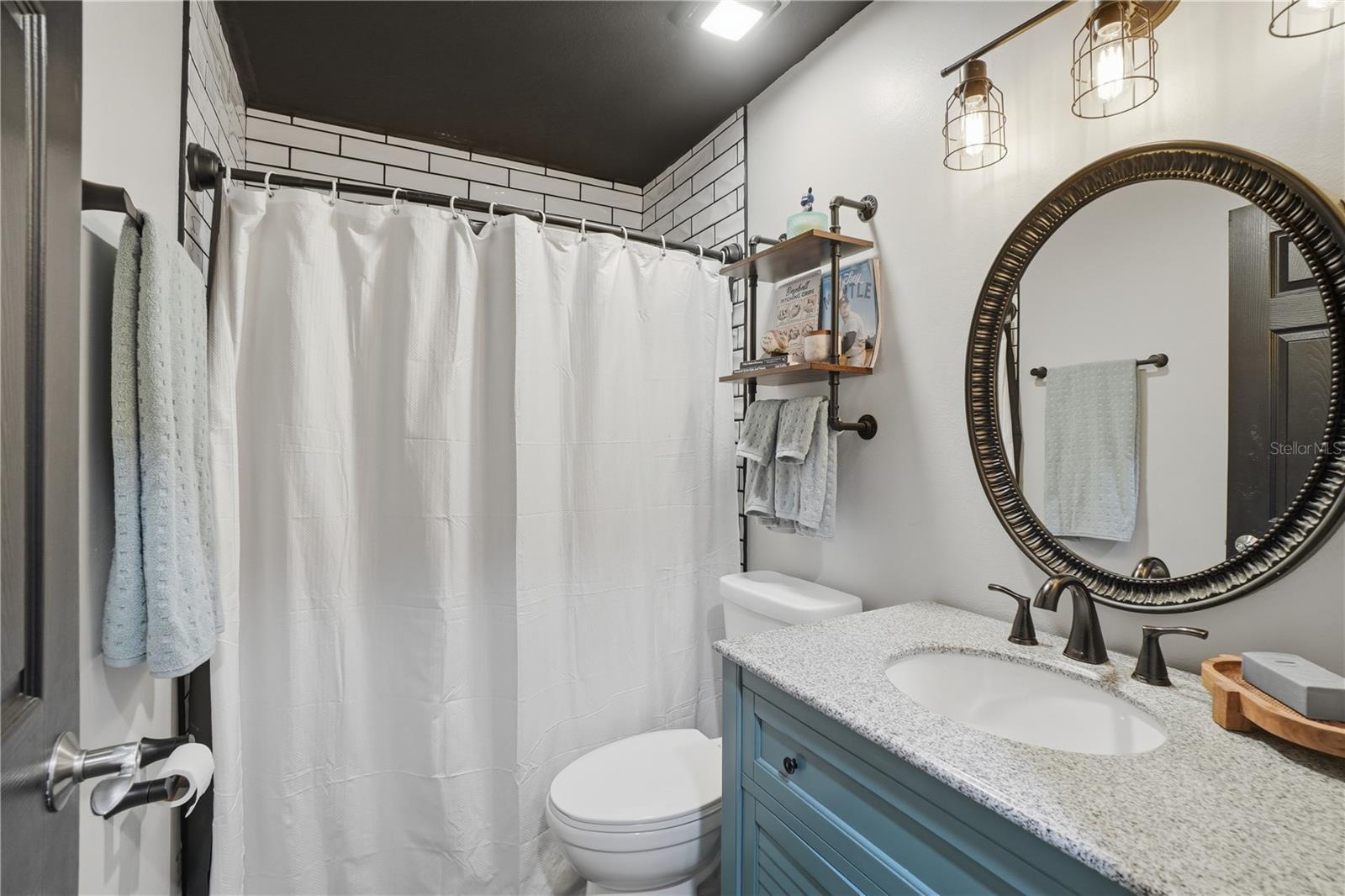 Image 42 of 62 For 684 Olean Court