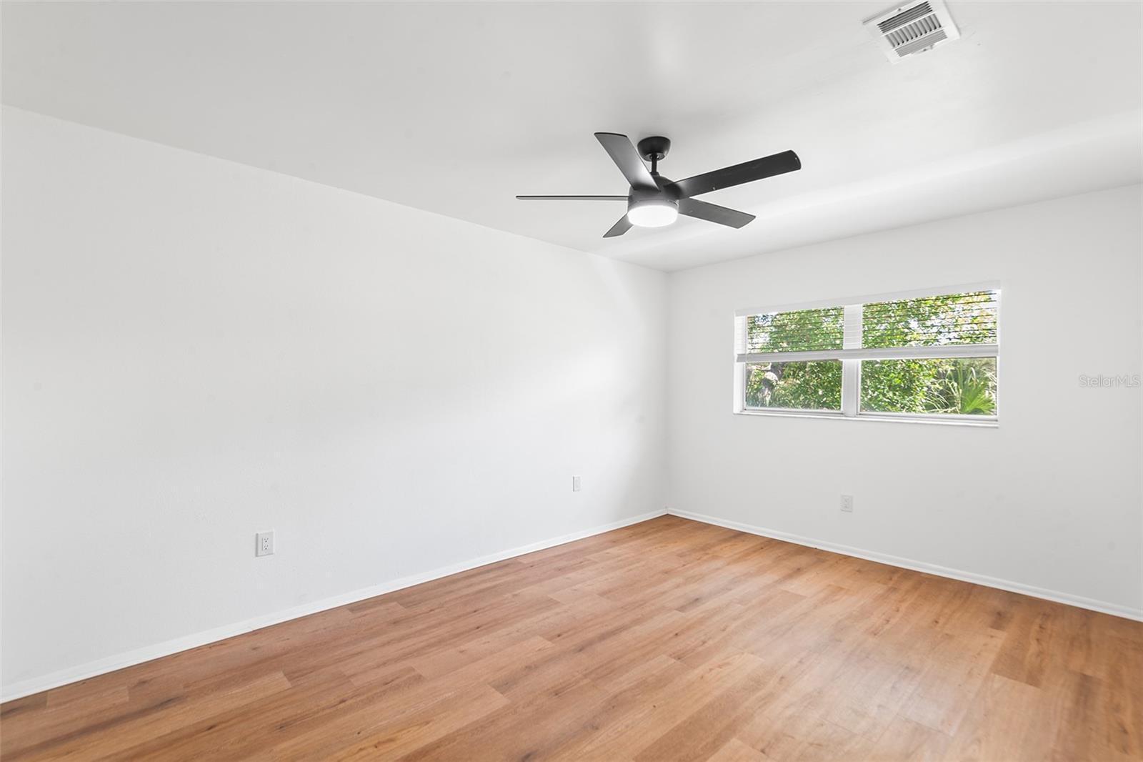 Image 7 of 10 For 2865 51st Street S 8