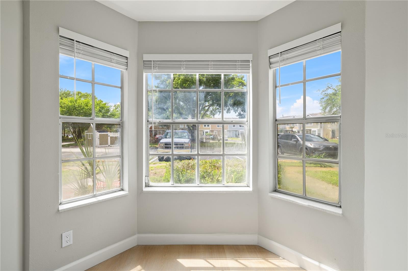 Image 10 of 51 For 11757 Windbourne Circle