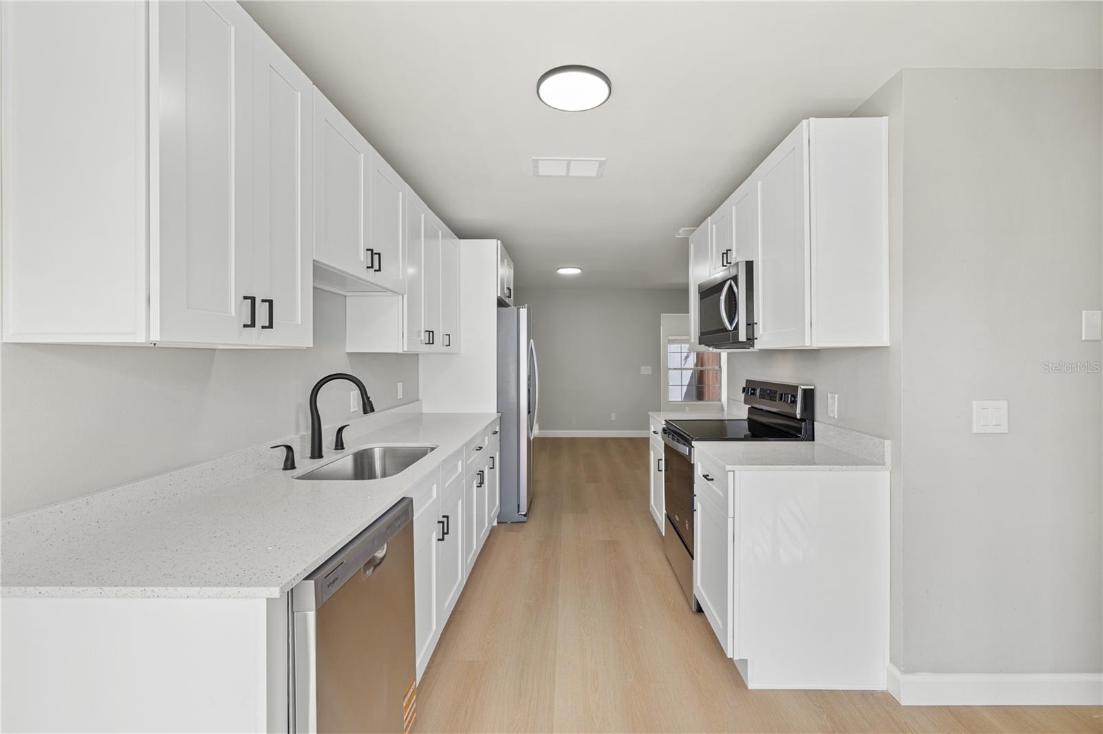 Image 13 of 51 For 11757 Windbourne Circle