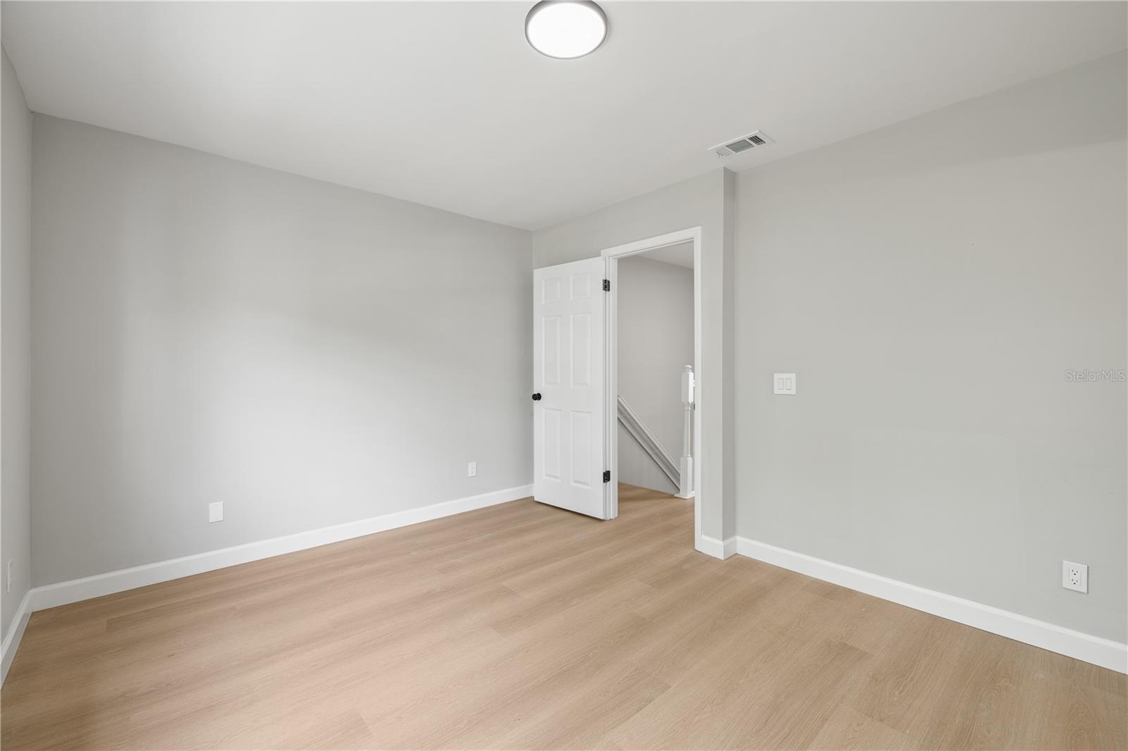 Image 29 of 51 For 11757 Windbourne Circle