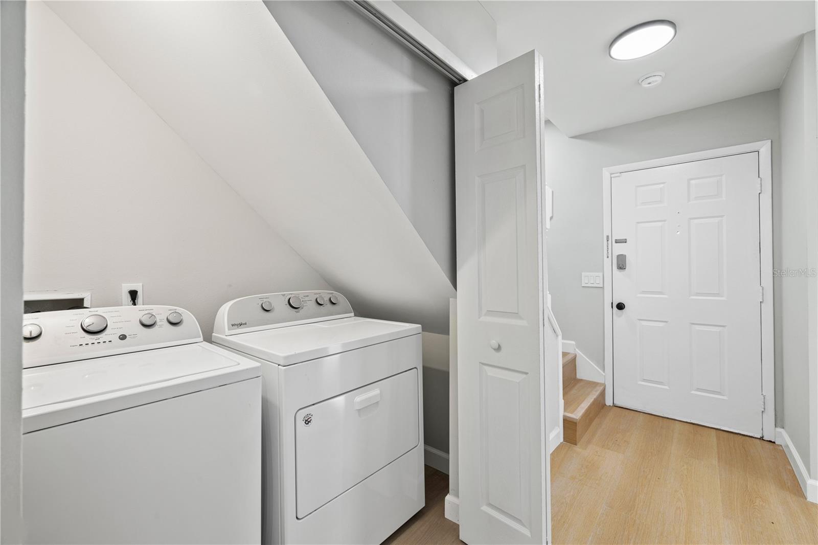 Image 4 of 51 For 11757 Windbourne Circle