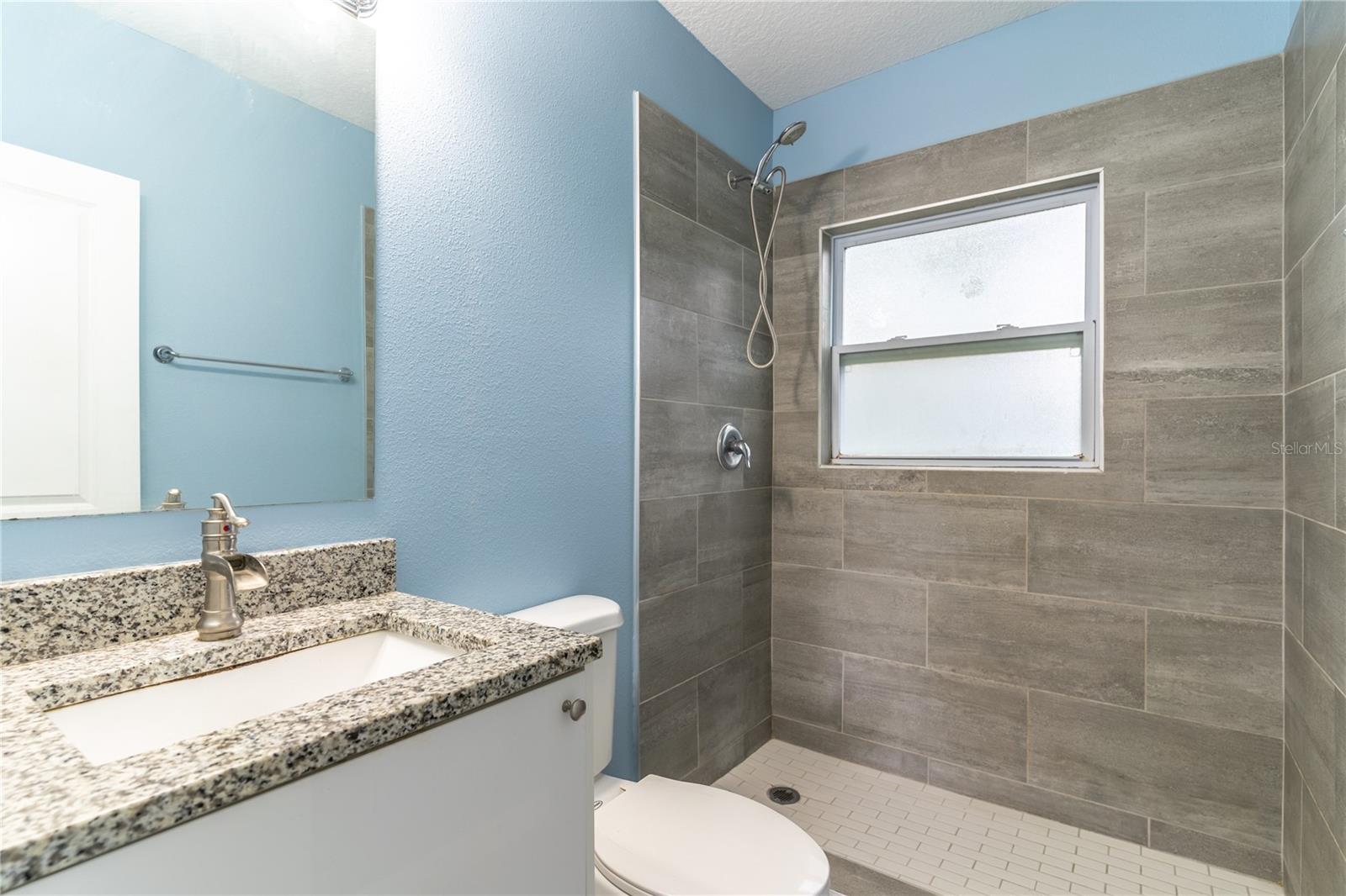 Image 11 of 17 For 1207 Cypress Street