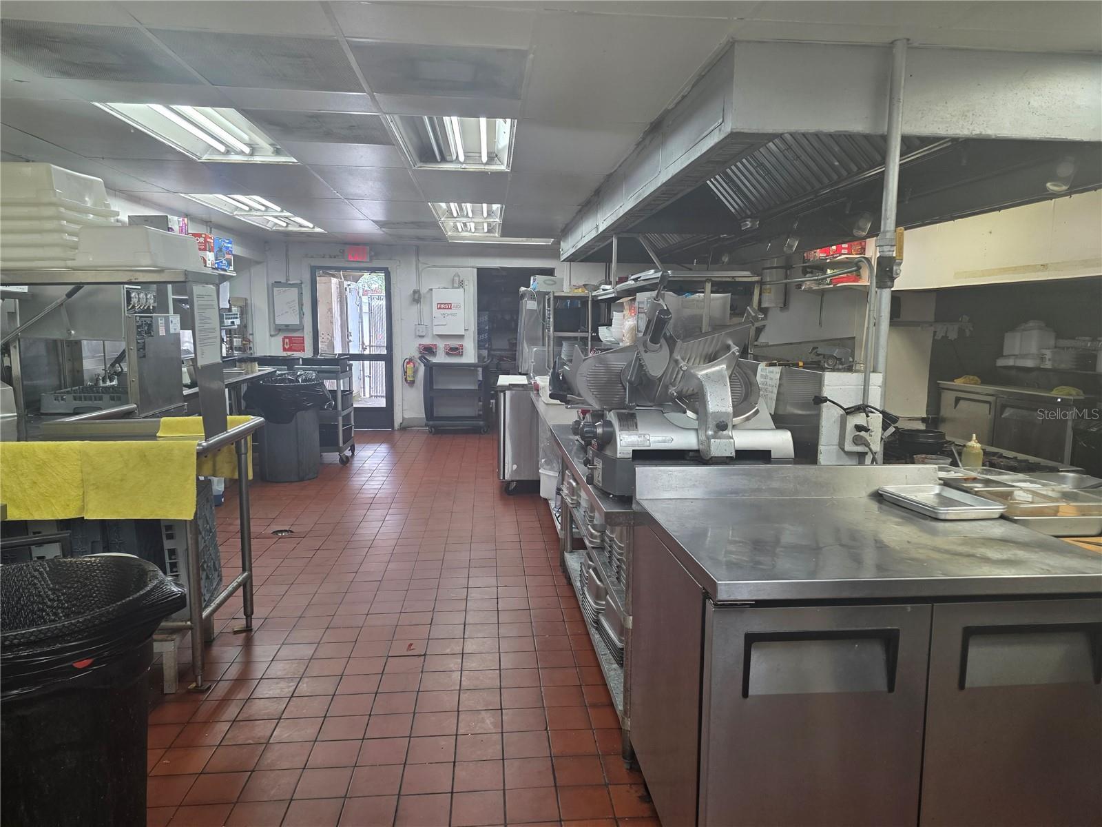 Image 10 of 11 For 5101 Colonial Drive